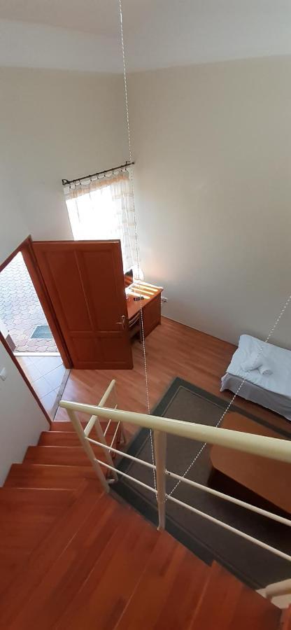 Kenguru Panzio Hotel Hodmezovasarhely Ngoại thất bức ảnh