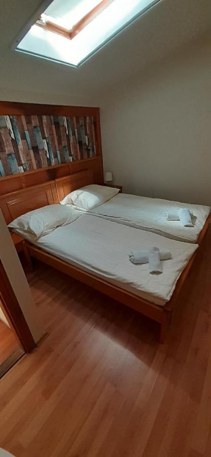 Kenguru Panzio Hotel Hodmezovasarhely Ngoại thất bức ảnh